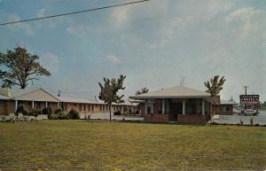 Lebanon Tennessee Southland Motel Street View Vintage Postcard K50604