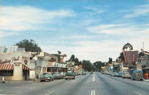 Lone Pine California Street Scene Trading Post Vintage Postcard AA45209