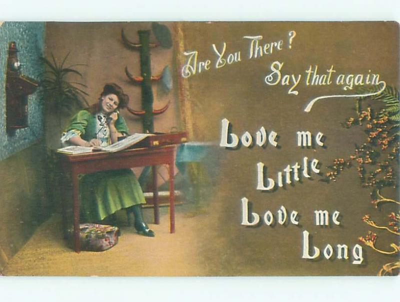 Divided-Back PRETTY WOMAN Risque Interest Postcard AA7795