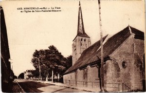 CPA Nemours Place et l'Eglise de St Pierre (1267556)