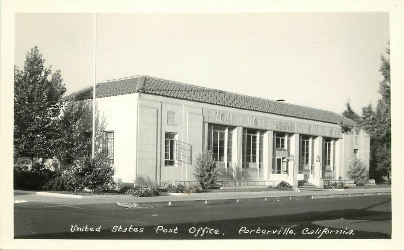 RPPC Postcard; US Post Office, Porterville CA Tulare County Hammond's Studio