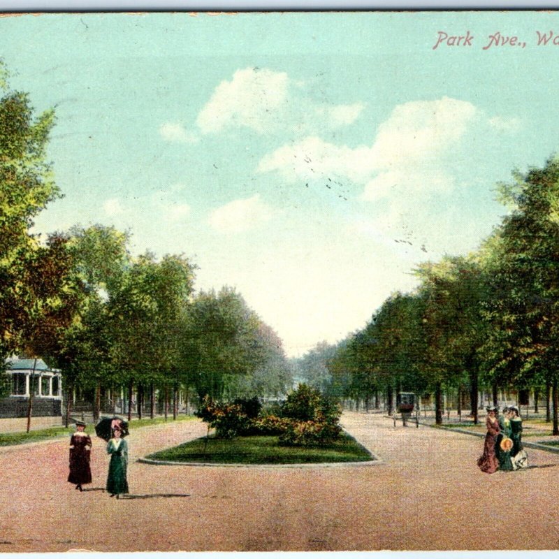 c1910s Waterloo, IA Park Avenue Look East People Lith Photo Postcard Vtg Ave A62