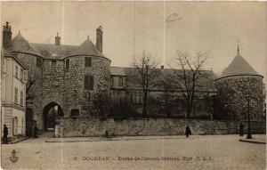 CPA AK DOURDAN - Entrée de l'Ancien Chateau-FORT (489001)