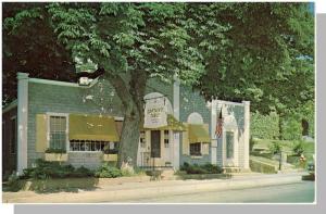 Chatham, Mass/MA Postcard, The Captain's Table, Cape Cod