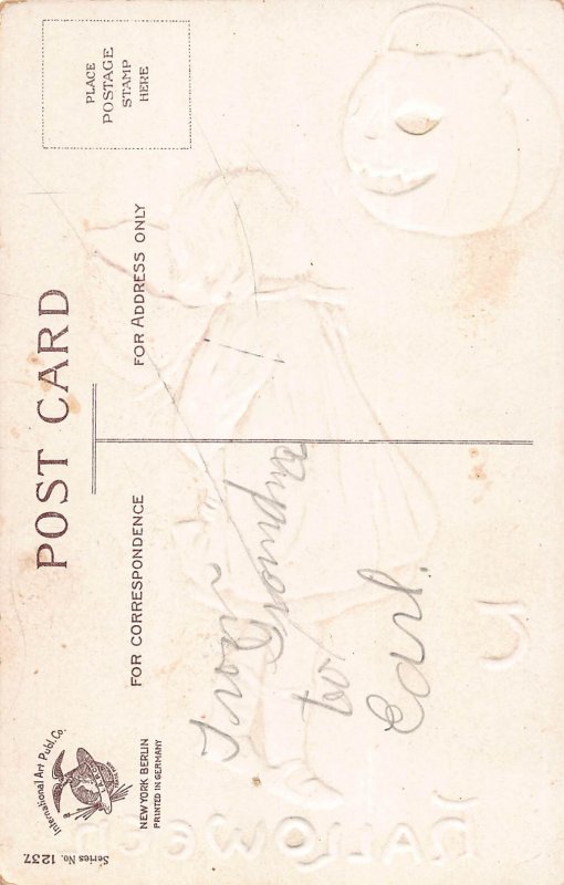 J87/ Halloween Postcard c1910 Ellen Clapsaddle Girl Jack-O-Lantern 73
