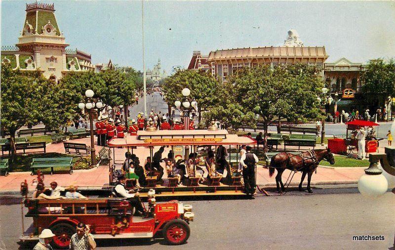 1950s Anaheim California Disneyland Town Square postcard 10834