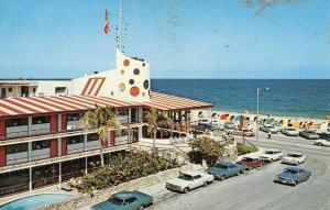 Fort Lauderdale, Florida JOLLY ROGER Roadside 1967 Chrome Vintage Postcard