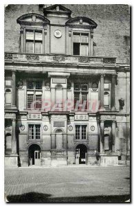 Postcard Modern Ecouen S and O Chateau de la Legion d'Honneur Clock Portal