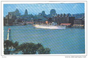 Ocean Liner at Montreal , Quebec , Canada , 40-60s