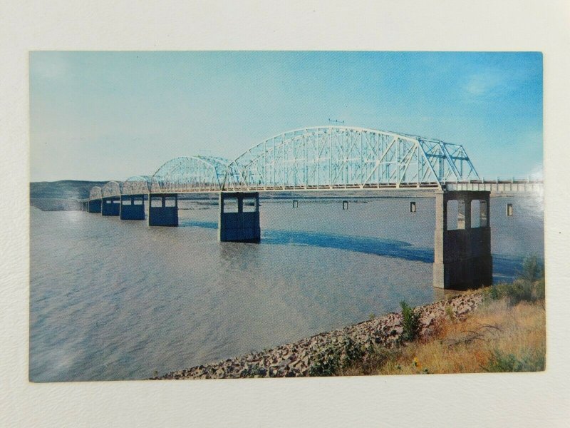 South Dakota's Largest Bridge In Chamberlin Chrome Vintage Postcard
