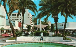 Postcard Famous Shops Line The Beautiful Lincoln Road Mall Miami Beach, Florida