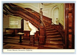 Vintage Crocker Museum, Sacramento, California. Postcard 7XE