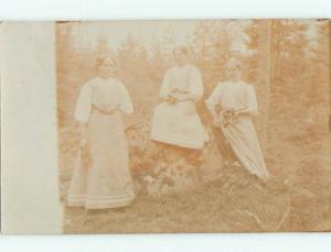 Old rppc WOMAN - WOMEN - FEMALE Great Postcard AB1593