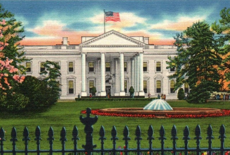 Vintage Postcard White House Lawn Washington D.C.