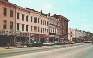 USA Madison Indiana Main Street Chrome Postcard 03.71