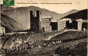 CPA N.-D. de la SALETTE - Pélérinage des hommes 10 Aout 1919 (391927)