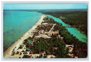 Vintage Wasaga Beach Georgia Bay Ontario Canada. Postcard P60E