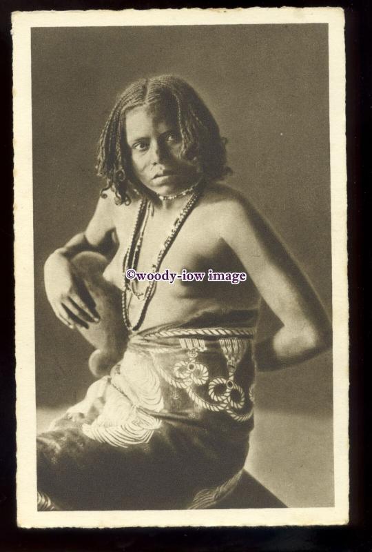 gla0117 - Glamour - Ragazza Bilena, Young Budding Native Woman - postcard