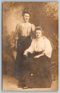 RPPC  Pretty Women Ladies Picture   Postcard  1909