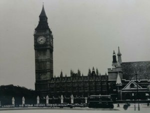 London Big Ben and Houses of Parliament c1950s Vintage RP Postcard Real Photo.