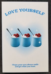 [AG] P595 Food Dessert Berry Yogurt Cup Gastronomy Cuisine (postcard) *New
