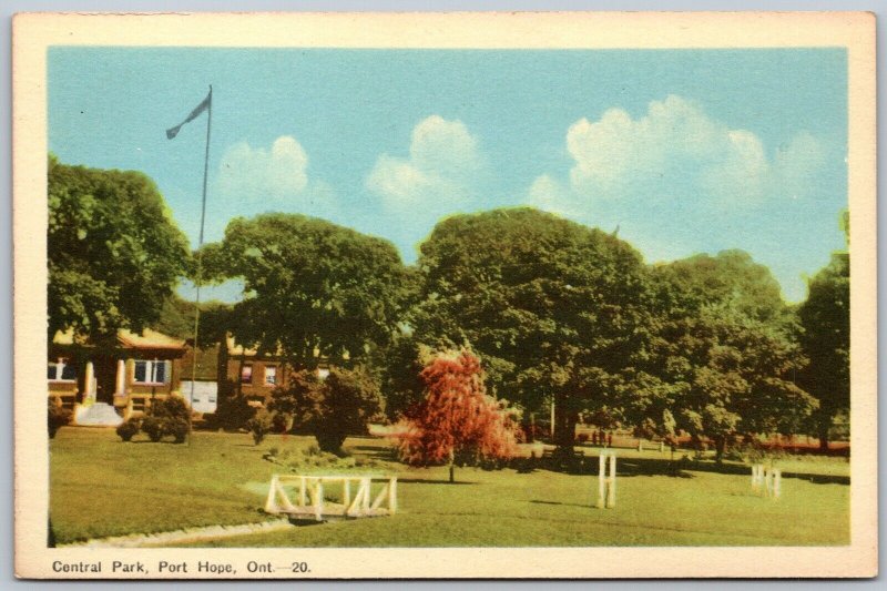 Postcard Port Hope Ontario c1930s Central Park Northumberland County PECO