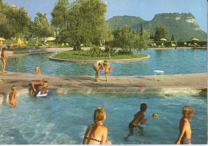 Italy, Residence Parco del Garda, 1987 used Postcard