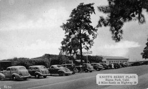 Knotts Berry Farm Cars Buena Park California 1940s postcard
