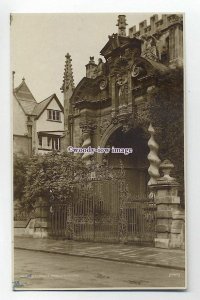 Ju1322 - St Mary's Porch , Oxford - Judges postcard 8484