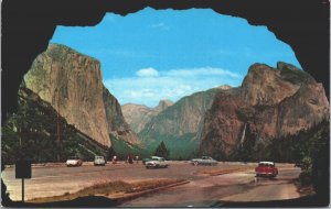 USA Yosemite National Park Portal Of Grandeur California Chrome Postcard 09.30