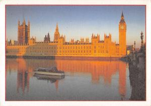 B97431 big ben and the houses of parliament london ship bateaux    uk