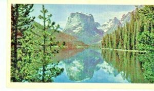 Postcard Square Top Mountain, WY. Issued by American Oil Company.   T9