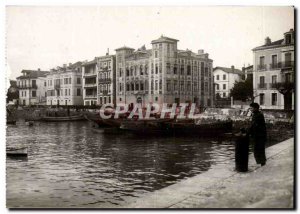 Saint Jean de Luz - House of & # 39Infant - Old Postcard