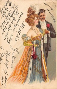 SWEDEN~VERT ELEGANT COUPLE-LAVISH ATTIRE~ARTIST DRAWN ROMANCE -1900s POSTCARD