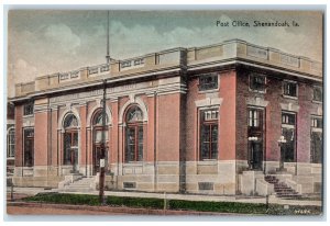 c1940s Post Office Exterior Roadside Scene Shenandoah Iowa IA Unposted  Postcard