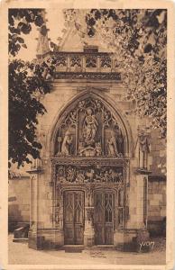 BF9877 chateau d amboise porte de la cahpelle s st huber france      France