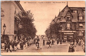 VINTAGE POSTCARD PLAGE FLEURIE TOWN THOROUGHFARE AT DEAUVILLE FRANCE c. 1910s