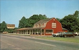 Myrtle Beach SC South Carolina Cape Craft Pine Shop c1950-60s Vintage Postcard