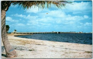 Postcard - Causeway connecting Lake Worth, Florida with the Beach - Florida