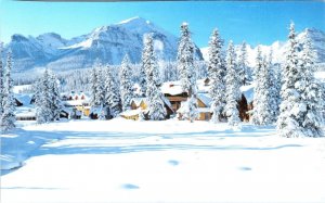 Lake Louise Alberta Canada POST HOTEL & SPA Snowy Lodge 4X6 Advertising Postcard