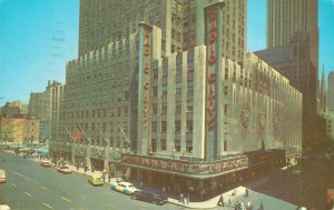 USA Radio City Music Hall New York City Vintage Postcard 07.48