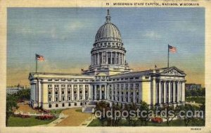 Madison, Wisconsin, USA United States State Capital Building 1942 a lot of li...