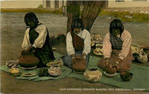 c1907 Postcard San Ildefonso Pueblo Indians Making & Smoothing Pottery unposted