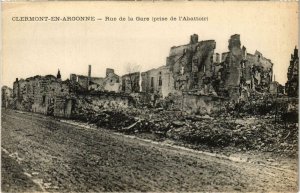 CPA Militaire Clermont-en-Argonne - Rue de la Gare (91896)