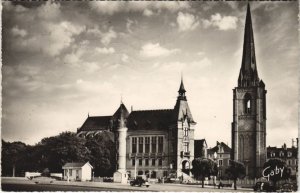 CPA REDON L'Eglise - L'Hotel de Ville et la Tour Isolee (1251806)