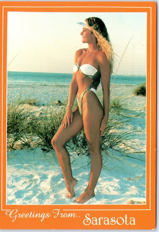 c1980s Sarasota, FL Greetings from Beautiful Girl Unp 4x6 Cute Beach Model M15