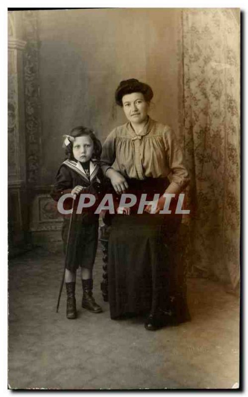Woman and child PHOTO CARD Paris Belleville