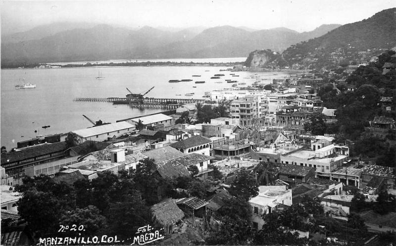 #20. Foto Magda. Real Photo Postcard. Manzanillo, Col. Mexico Panorama 