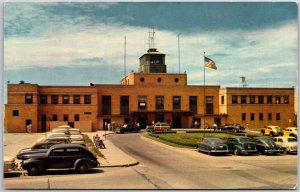 Kansas City MO-Missouri, Administration Building Municipal Air Terminal Postcard