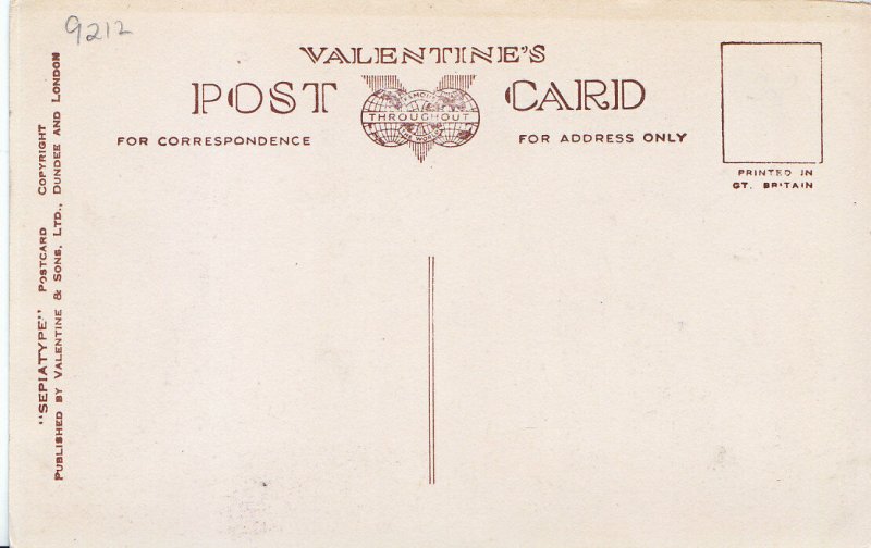 Yorkshire Postcard - The Nave - Selby Abbey     ZZ3429